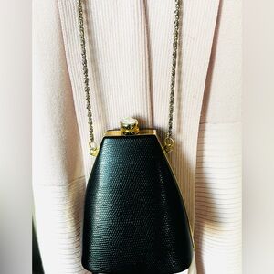 Stephanie adorable vintage handbag. Use as a cross body or clutch. EUC